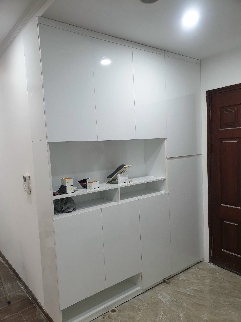 tủ bếp màu trắng hiện đại, tủ bếp đẹp, tủ bếp gỗ công nghiệp, tủ bếp giá rẻ